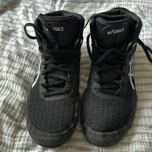 ASICS wrestling shoes